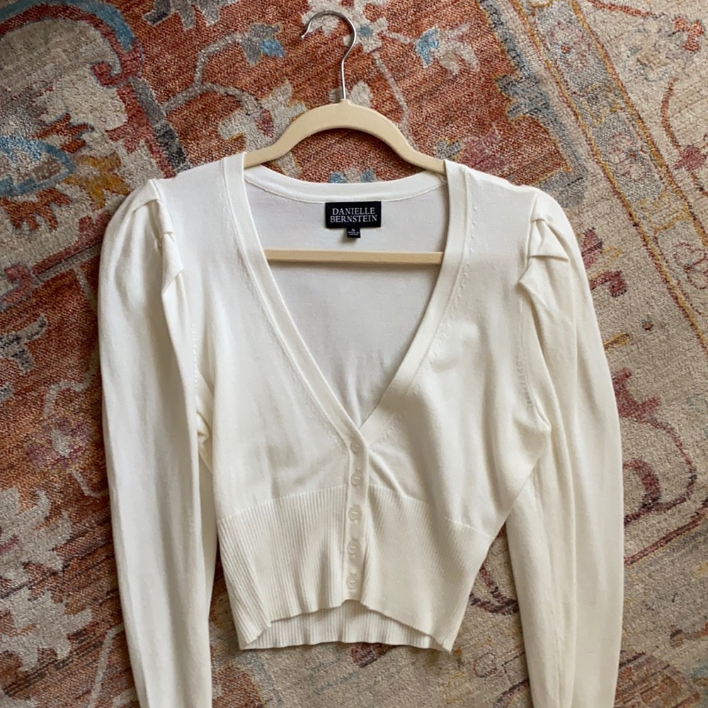 Danielle Bernstein brand new (no tags) puffed sleeve cardigan size SMALL